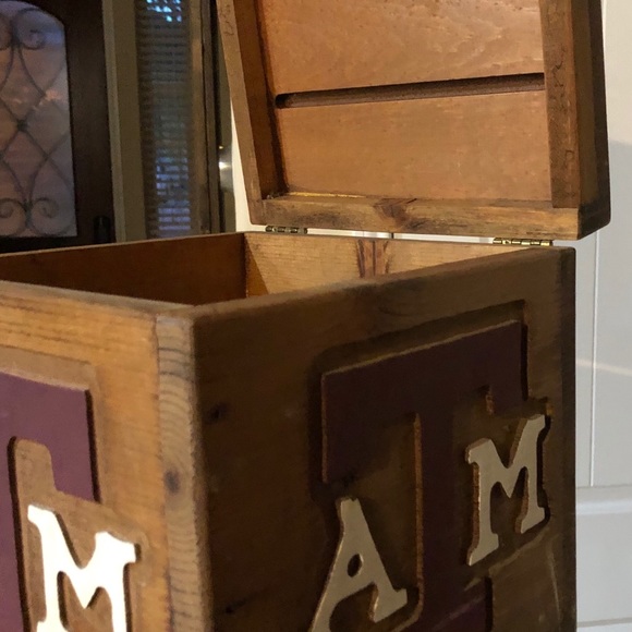 A&M Custom Box - Picture 3 of 3